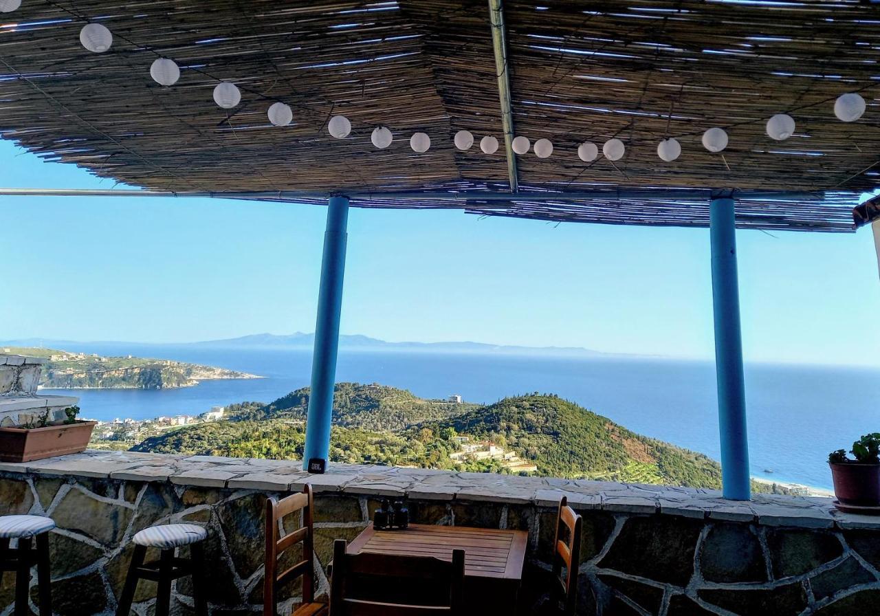 Amphora Guesthouse Himare Exterior photo